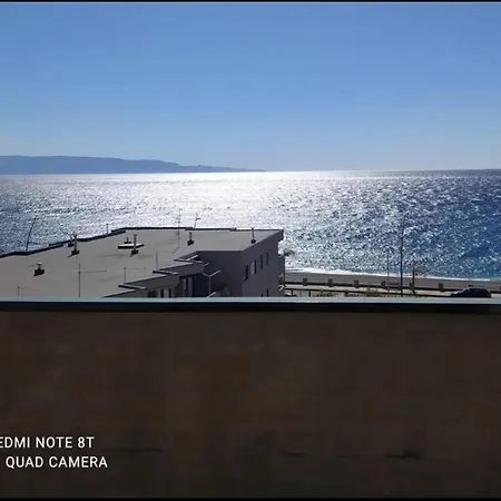Bivani Fronte Mare Dom wakacyjny *